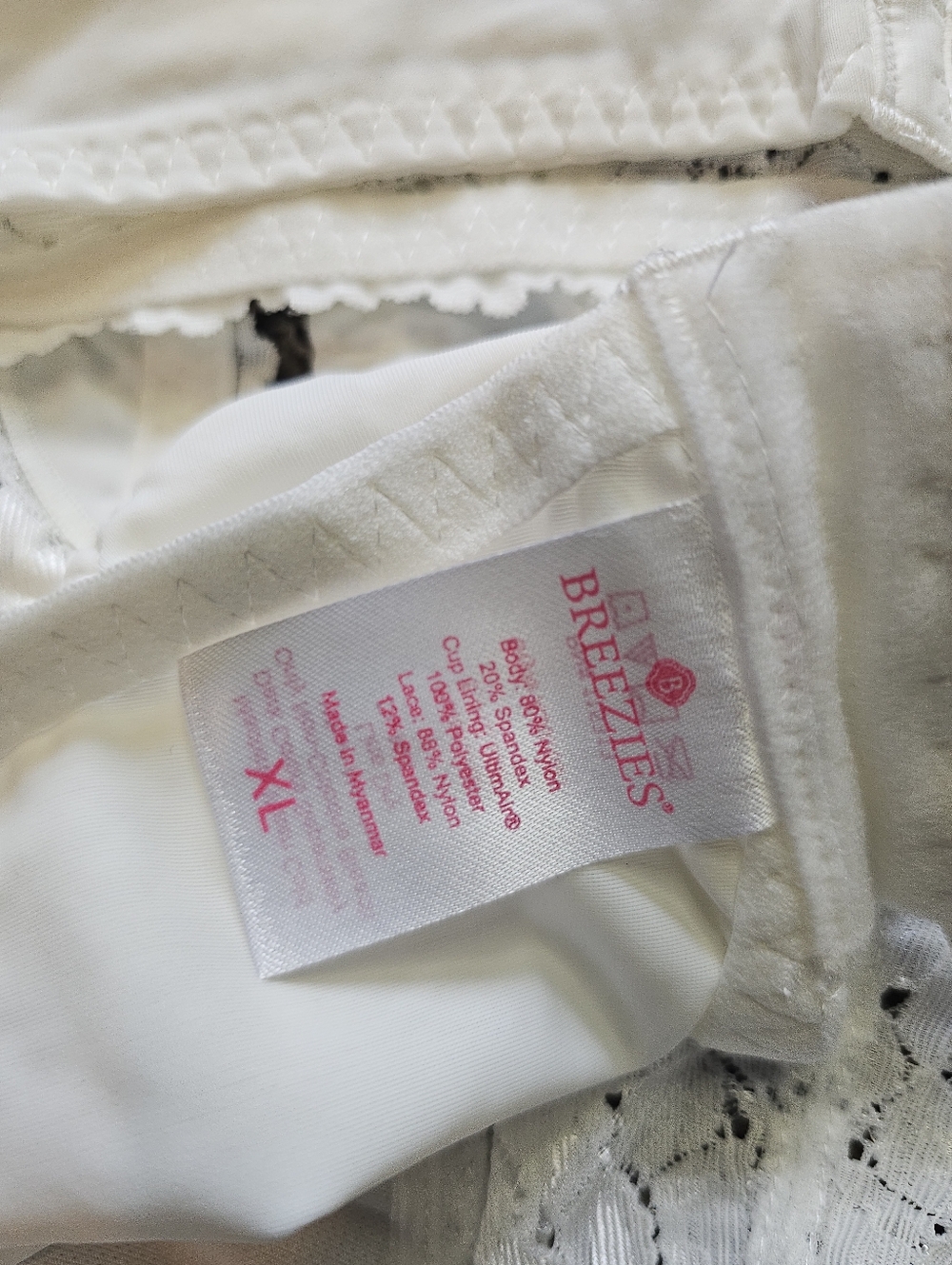 2 NWOT Breezies Bras sz XL - Picture 2 of 3